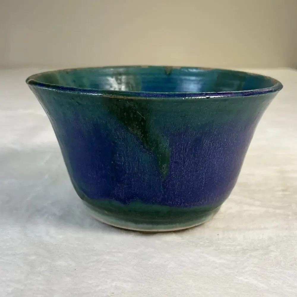Studio Art Pottery Bowl Hand Thrown Signed Glazed 4